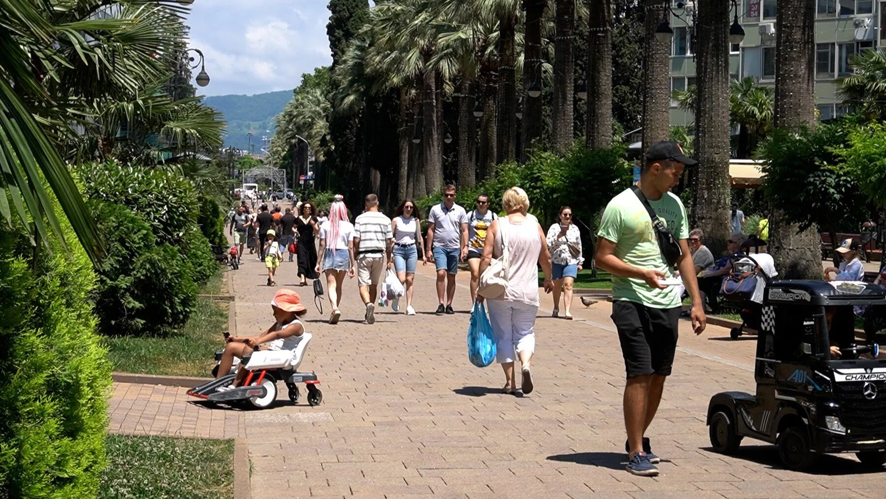 Выбирайте между отелем, апартаментами или домом